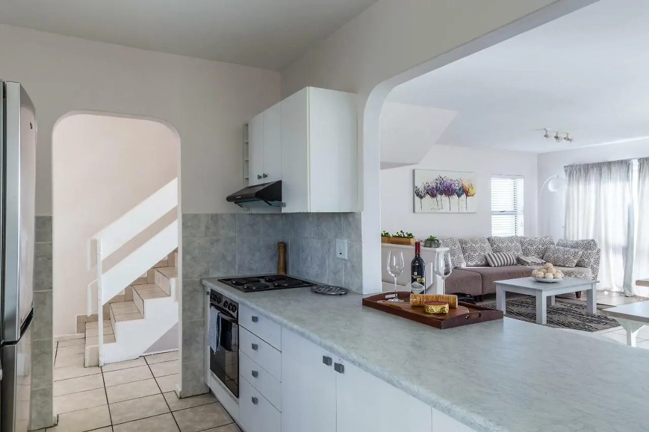 Apartment Stay In Atlantic Bloubergstrand