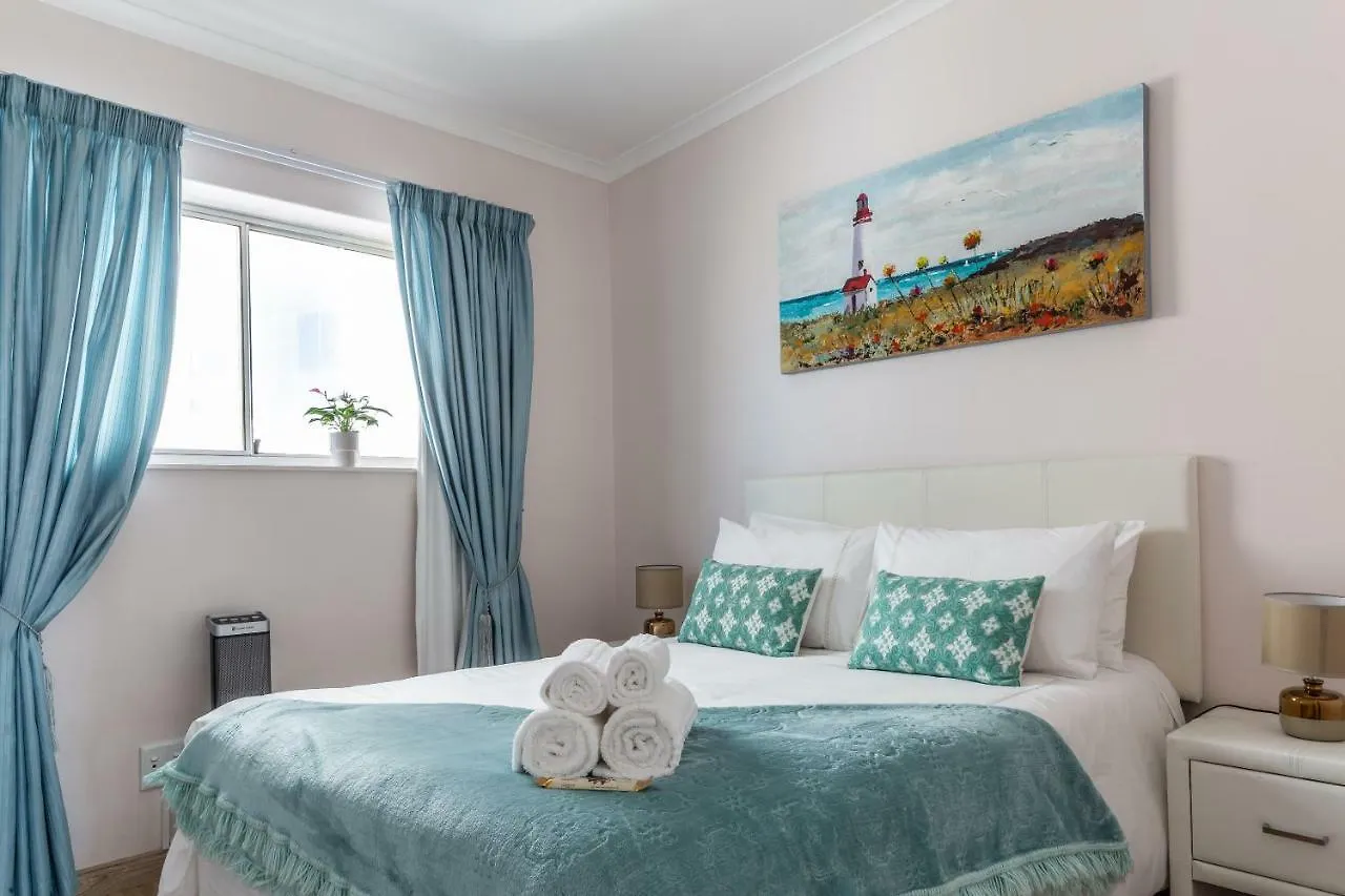Stay In Atlantic Bloubergstrand Apartment