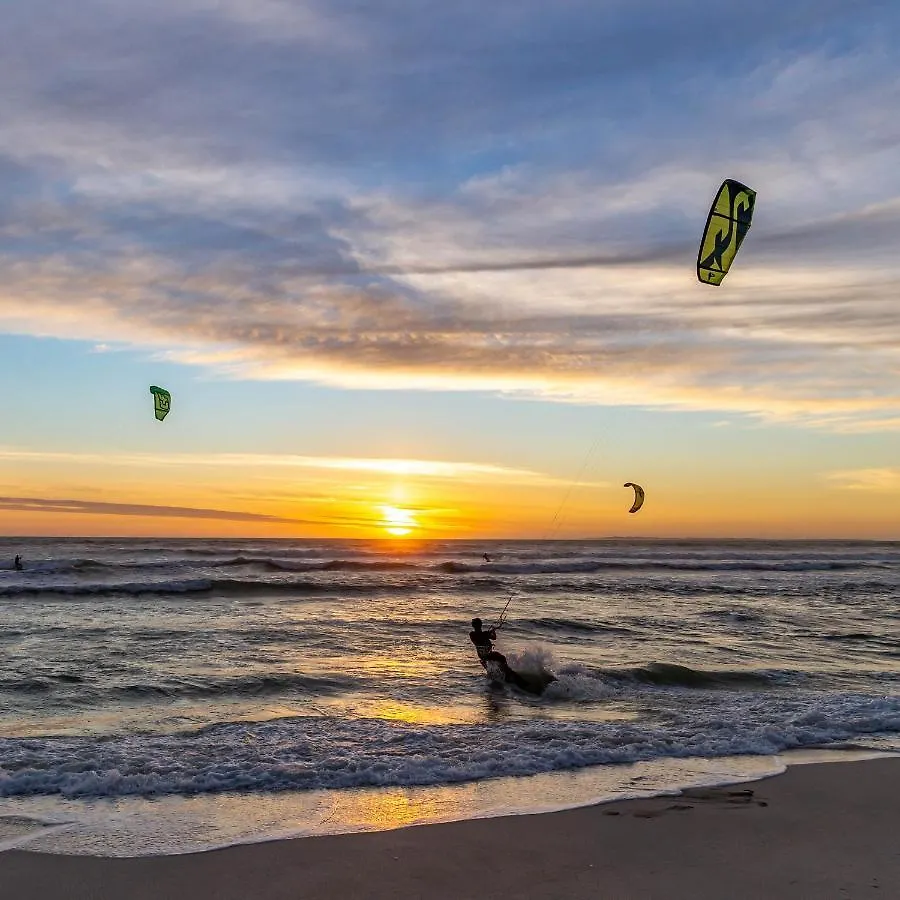 Stay In Atlantic Bloubergstrand South Africa